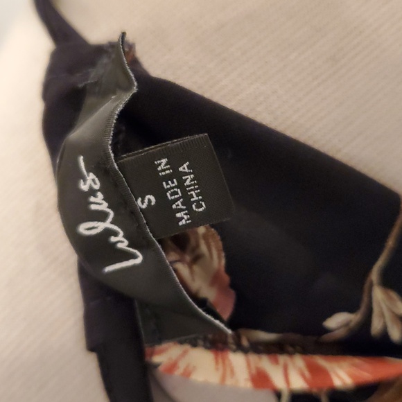 Lulu's Black& Dusty Rose Floral Maxi Dress Size S new with tags - Picture 8 of 9